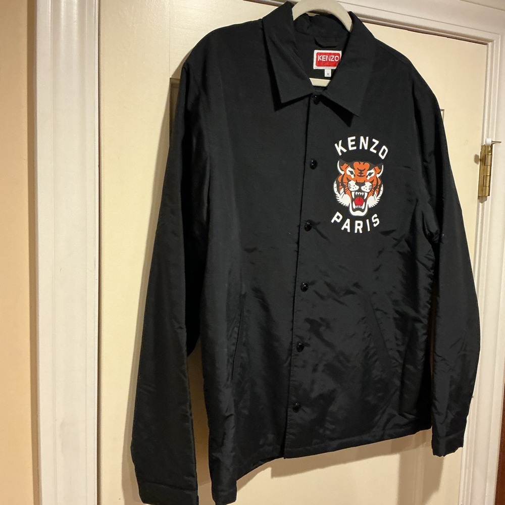 ❤️🔥CLEARANCE ❤️🔥NWOT Kenzo Black Men's Tiger Jacket, Size M (pit to pit 24 in) - Picture 2 of 6